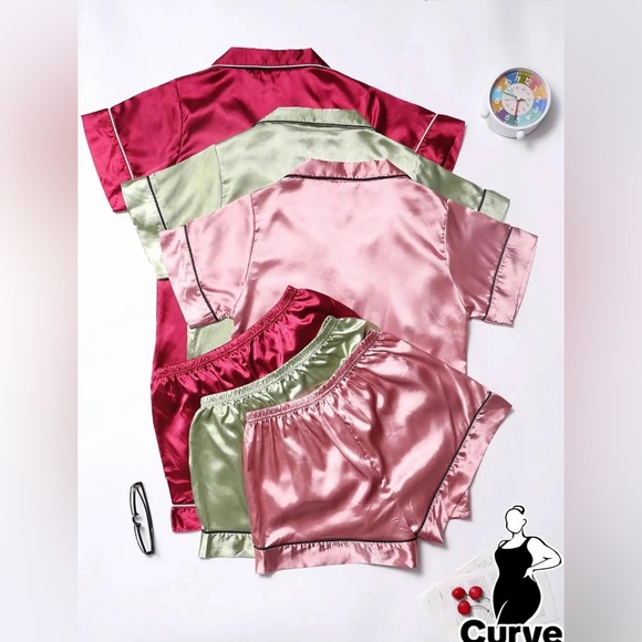 Dark pink satin 2 piece short pajama set (only one set for sale) - Picture 6 of 12